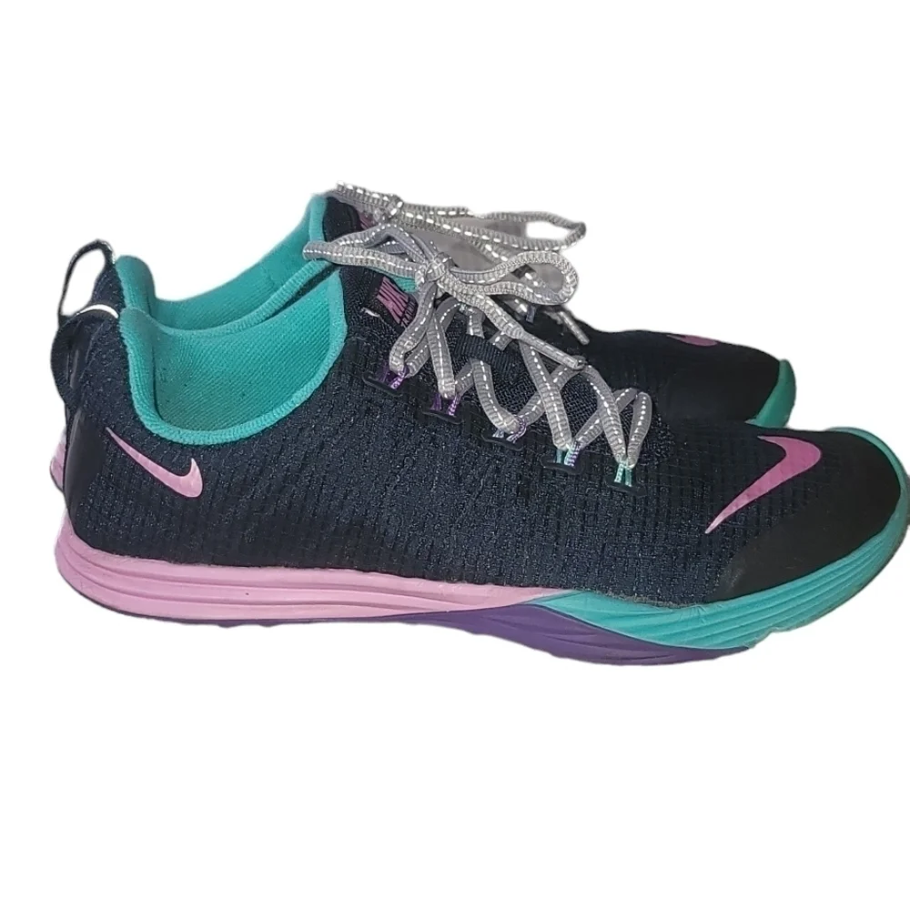 Nike Training Lunar Cross Element Running Sneakers